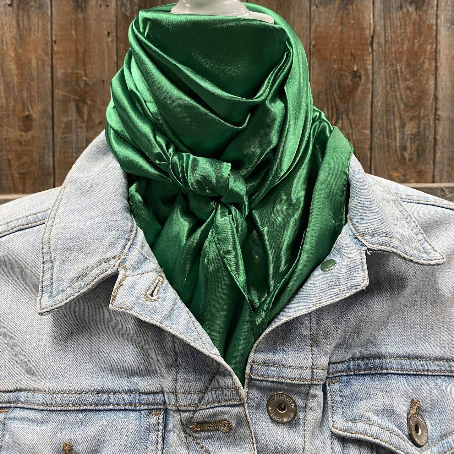 35X35" Solid Green Wild Rag / Scarf WRS18